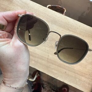 KREWE HYDE Stylish Gold Sunglasses